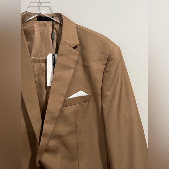 UNINUKOO 3 Peice Suit - Picture 4 of 15